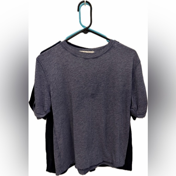 We The Free Bundle- Black and Gray/Blue Short Sleeve Tees - Picture 5 of 11